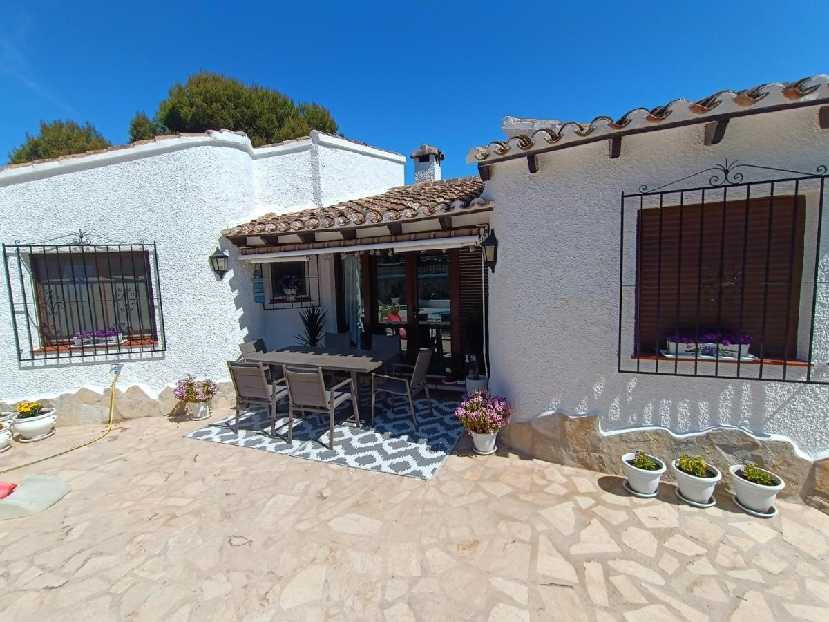 1-Bed Apartment Close To Moraira Town Centre Exterior foto